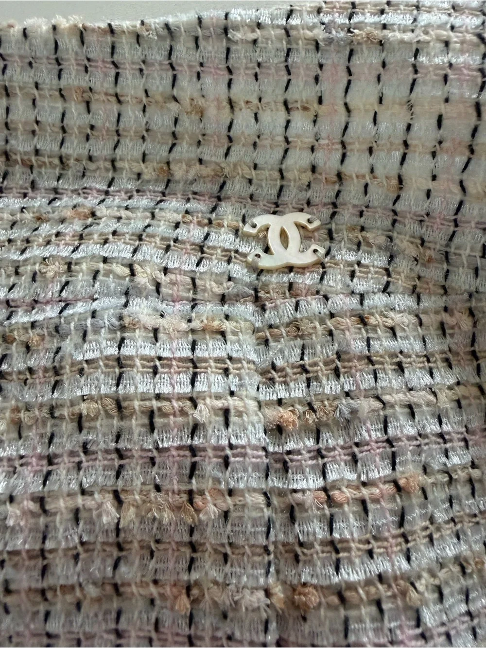 CHANEL 2004 Fantasy Tweed Lesage Poodle Pink Cream Blazer Jacket and skirt